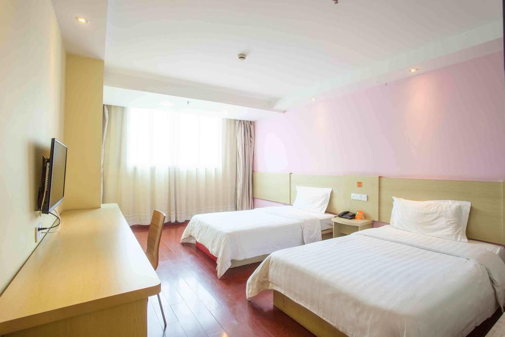 7Days Inn Dalian Wafangdian Railway Station Habitación foto